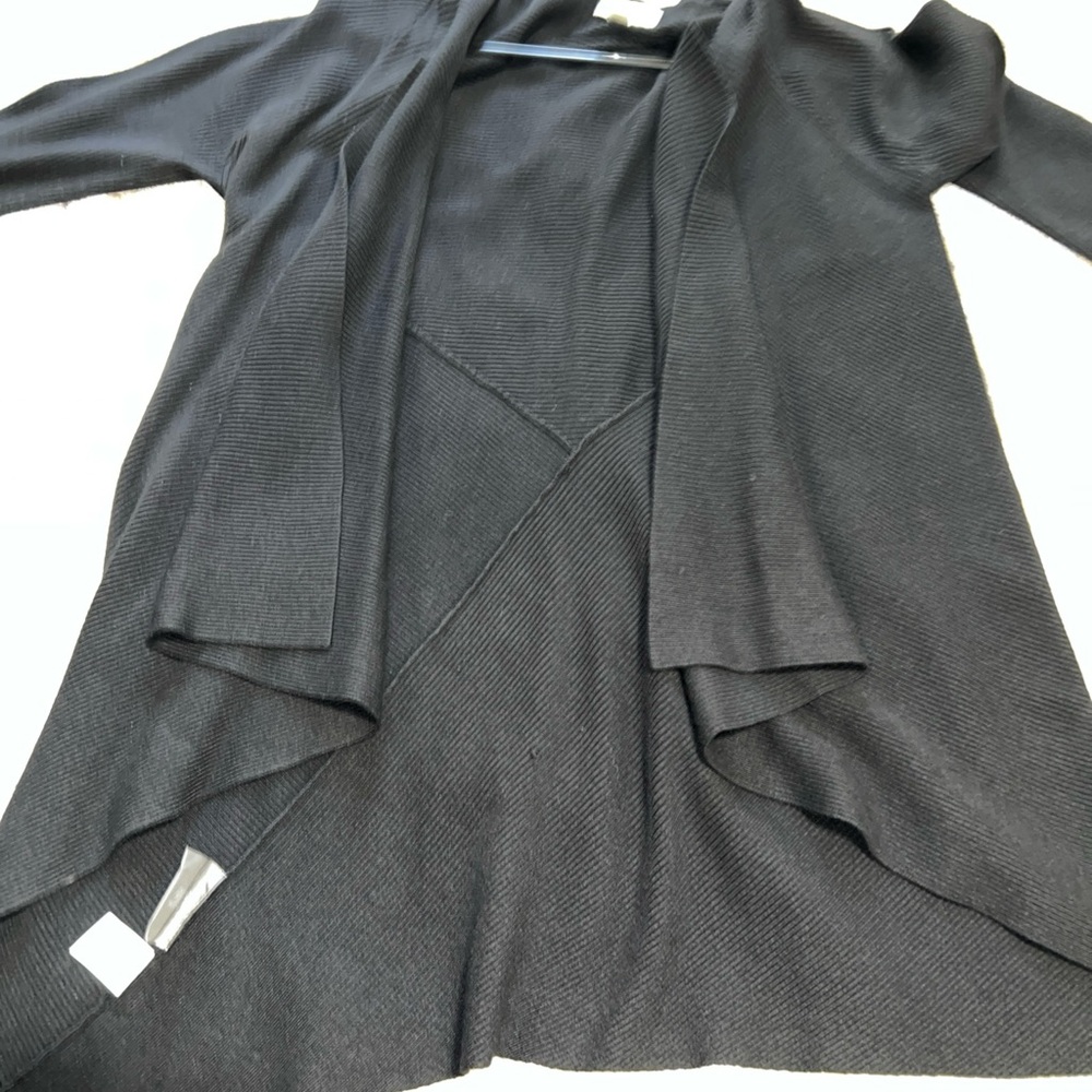 Dana Buchman Black ribbed open front Cardigan Sweater, no pockets long sleeve